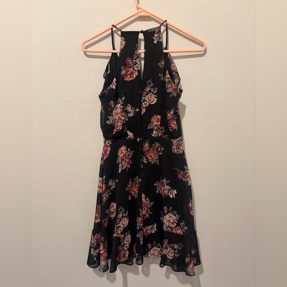 Floral Ruffle Dress - Picture 5 of 5